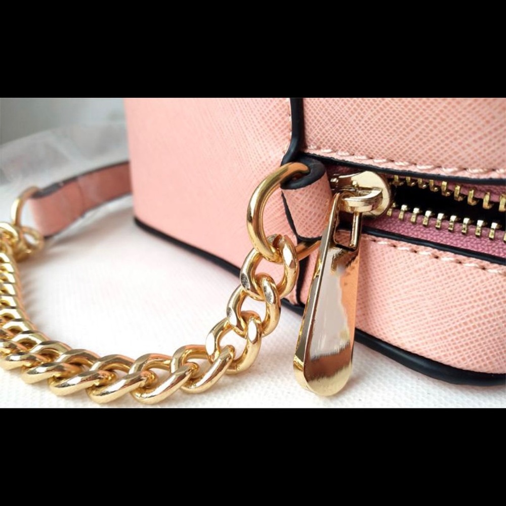 Women’s crossbody bag. Messenger bag